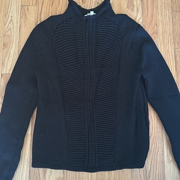 Helmut Lang sz S black knit sweater detailed weave
viscose/polymide great cond - Picture 6 of 8